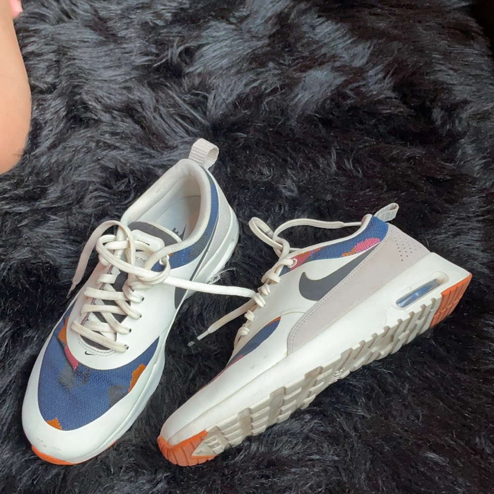 Women’s Nike Sneakers Air Max Thea